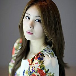 孙恩书(손은서,Son Eun-seo)